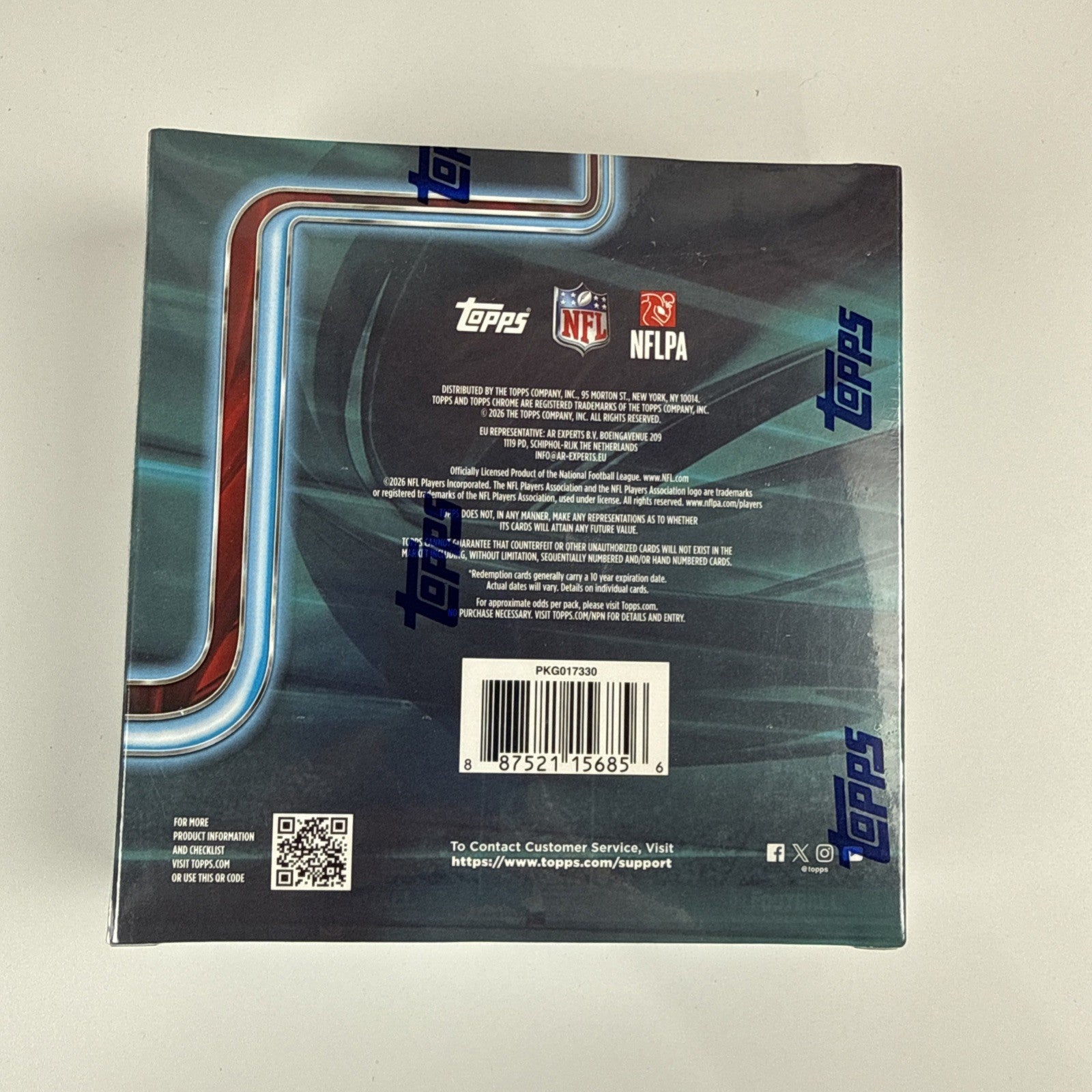 2025 Topps Chrome NFL Mega Box Football FANATICS EXCLUSIVE Sealed IN HAND