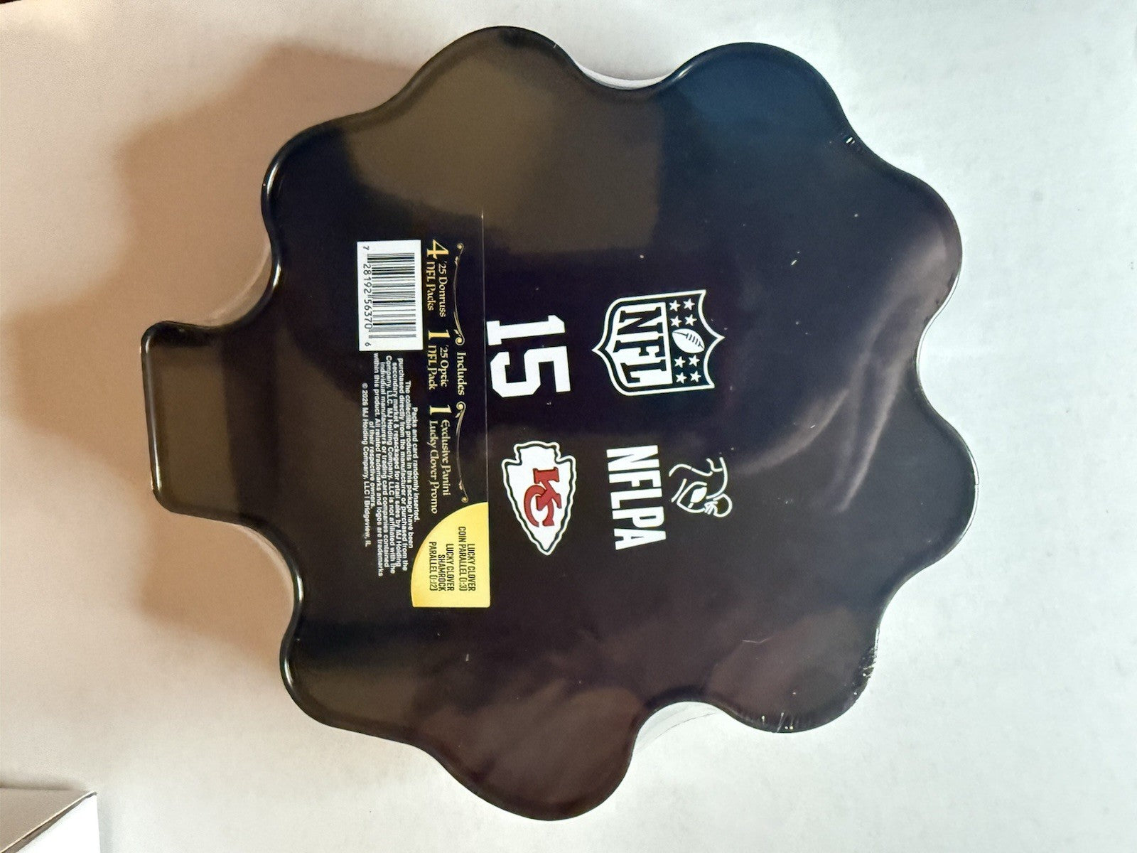 Patrick mahomes #15 Donruss Optic PANINI Shamrock Lucky Clover Tin SEALED